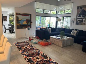 7362 Woodmont Ct in Boca Raton, FL - Foto de edificio - Building Photo