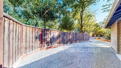 4773 Montecito Ave in Santa Rosa, CA - Building Photo - Building Photo