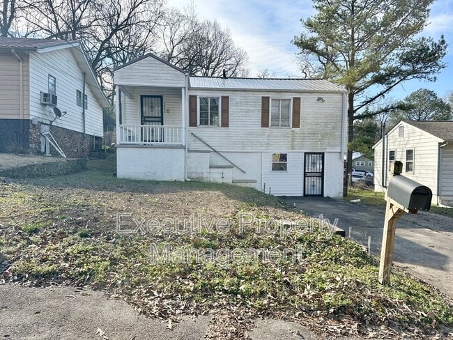 property at 1303 9th Ave