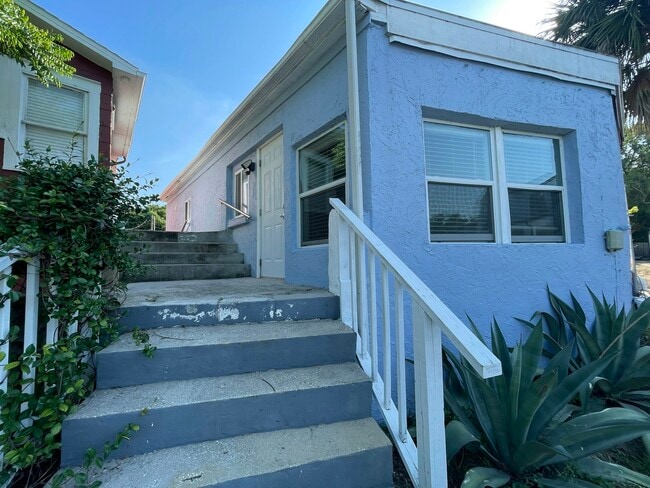 property at 1316 E Gore St