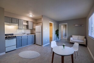 601 Moses Dr in Franklin, OH - Building Photo