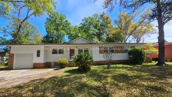 6729 Champlain Rd in Jacksonville, FL - Building Photo