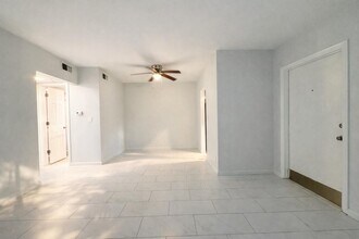 305 SE 9th Ave in Pompano Beach, FL - Building Photo - Building Photo