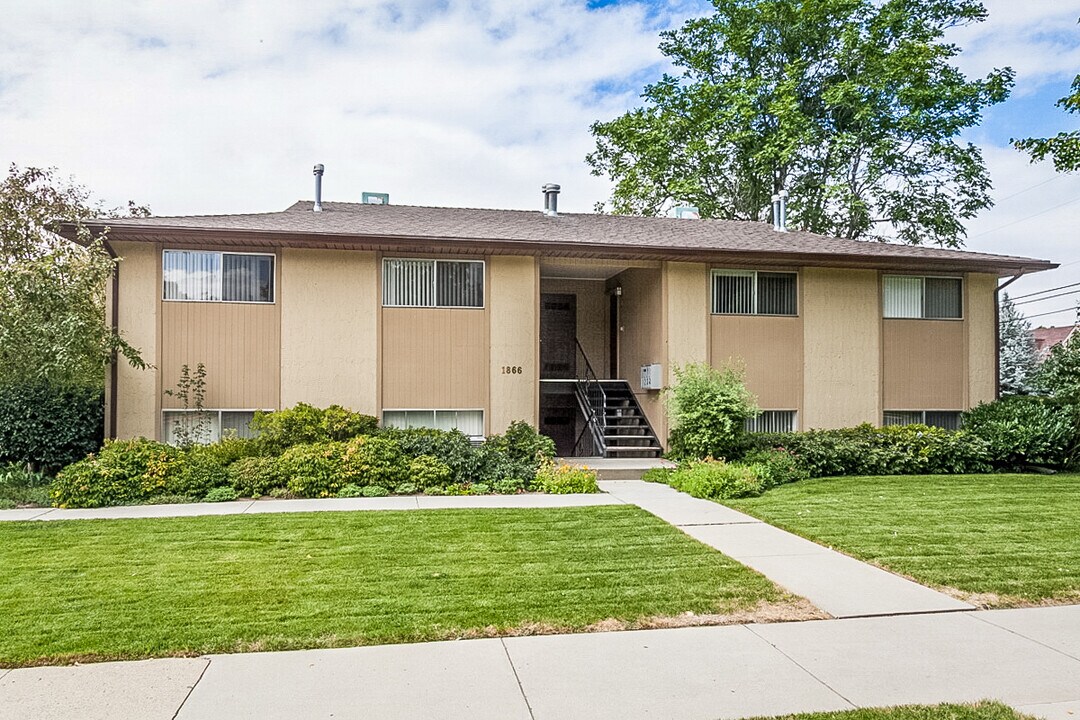 1866 S 1000 E in Salt Lake City, UT - Foto de edificio