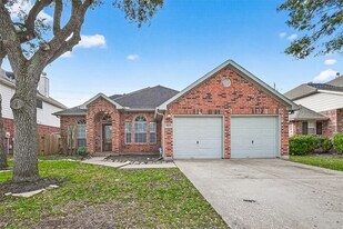 18727 Forest Deer Rd in Houston, TX - Building Photo