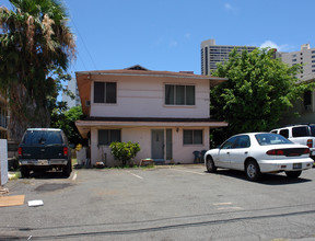 713 Hausten St in Honolulu, HI - Building Photo - Building Photo