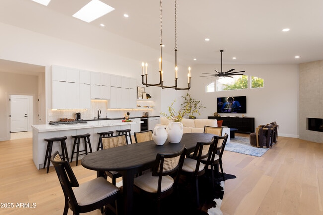 12225 E Cortez Dr in Scottsdale, AZ - Building Photo - Building Photo