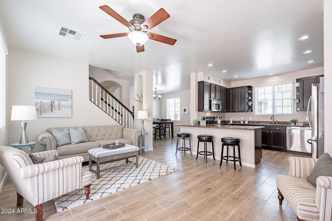 property at 445 W Mountain Sage Dr