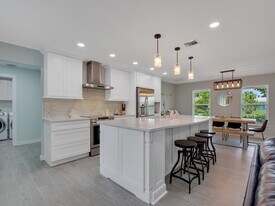 606 Conn Way in Vero Beach, FL - Building Photo