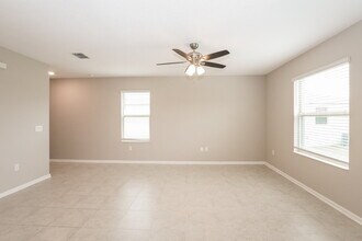 353 Citrus Pointe Dr in Davenport, FL - Building Photo - Building Photo