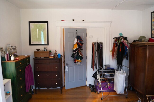 509 S Race St-Unit -1 in Urbana, IL - Building Photo - Building Photo