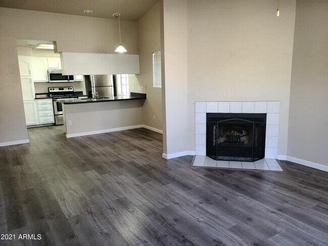 1222 W Baseline Rd-Unit -245 in Tempe, AZ - Building Photo - Building Photo