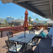 22101 Lampasas Dr in Galveston, TX - Building Photo - Building Photo