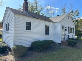 711 E 7th St in Washington, NC - Building Photo