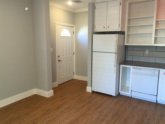 property at 1107 13th St
