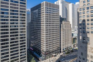 500 N Michigan Ave in Chicago, IL - Building Photo