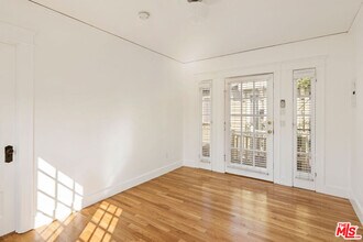 1714 Echo Park Ave in Los Angeles, CA - Building Photo - Building Photo