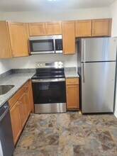 11401 Ledbury Way in Germantown, MD - Building Photo - Building Photo