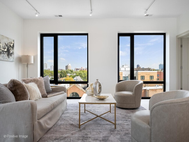 3202 N Racine Ave in Chicago, IL - Building Photo - Building Photo