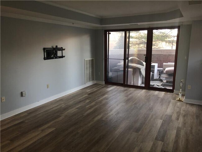2301 N St NW-Unit -103 in Washington, DC - Building Photo - Building Photo
