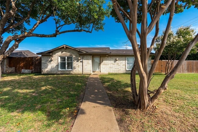 902 Toyah Creek Ln in Garland, TX - Building Photo - Building Photo
