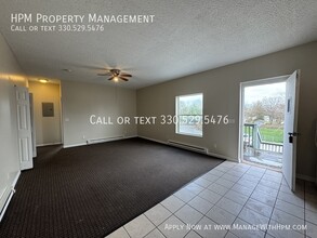 2722 Lincoln Way E in Massillon, OH - Building Photo - Building Photo