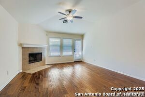 26023 Indian Clf in San Antonio, TX - Foto de edificio - Building Photo
