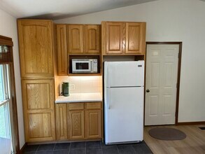 6166 River Bluff Dr in Newburgh, IN - Building Photo - Building Photo