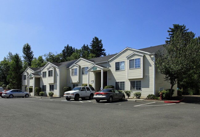 Beavercreek Meadows Apartments in Troutdale, OR - Foto de edificio - Building Photo