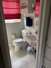 1879 Kentwell Rd in Upper Arlington, OH - Foto de edificio - Building Photo