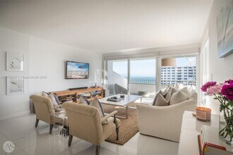 177 Ocean Ln Dr in Key Biscayne, FL - Building Photo - Building Photo