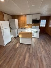 8411 Shannon Rd in Richmond, VA - Building Photo - Building Photo