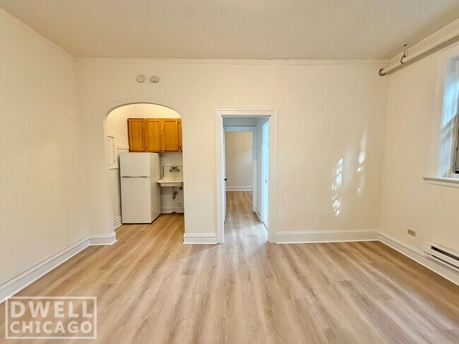 2531 N Spaulding Ave, Unit 2536-195 in Chicago, IL - Building Photo - Building Photo