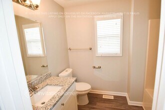 1008 Bren Village Ct in Fuquay Varina, NC - Building Photo - Building Photo