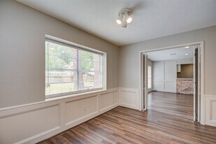 6206 Rippling Hollow Dr in Spring, TX - Building Photo