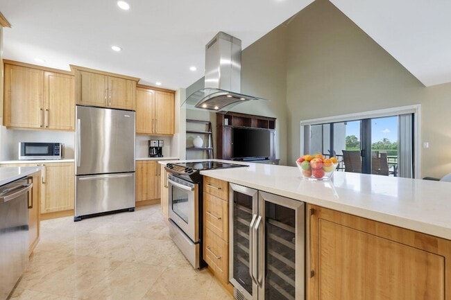 property at 800 Greensward Ct