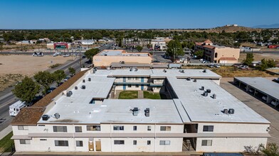 Desert Rose Apartments in Lancaster, CA - Building Photo - Building Photo