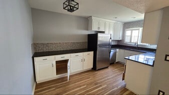 109 Prosperity Ave SE in Leesburg, VA - Building Photo