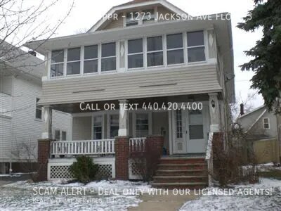 1273 Jackson Ave, Unit 1273 Jackson Ave Floor 3 in Lakewood, OH - Building Photo