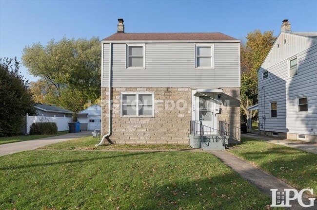 606 W Poinsetta Ave in Toledo, OH - Building Photo - Building Photo