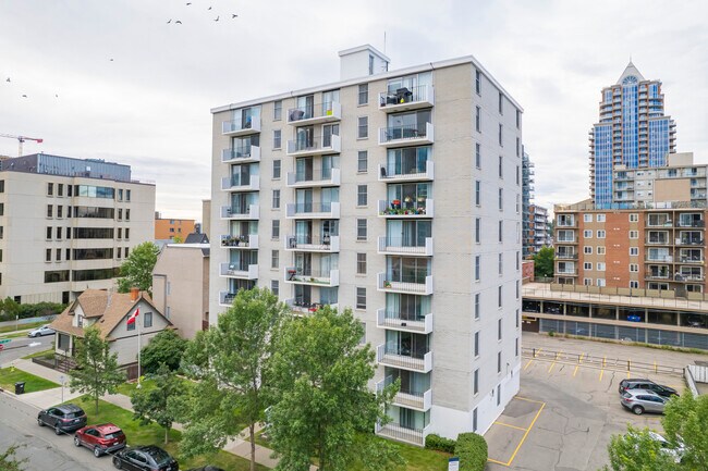 Stratton Oaks in Calgary, AB - Building Photo - Building Photo