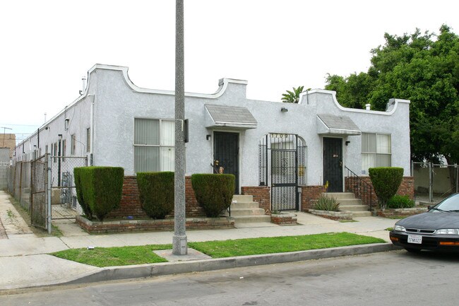 1709 Lewis Street Unit 2 in Long Beach, CA - Building Photo - Building Photo