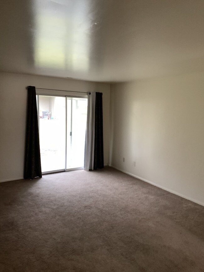900 Eckhart Ave in Auburn, IN - Building Photo - Building Photo