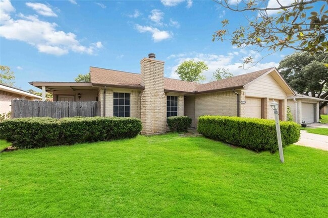 16210 Delgado Dr in Houston, TX - Building Photo - Building Photo