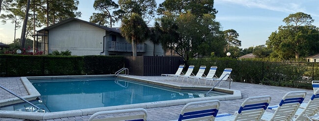 property at 2810 Stoneway Ln