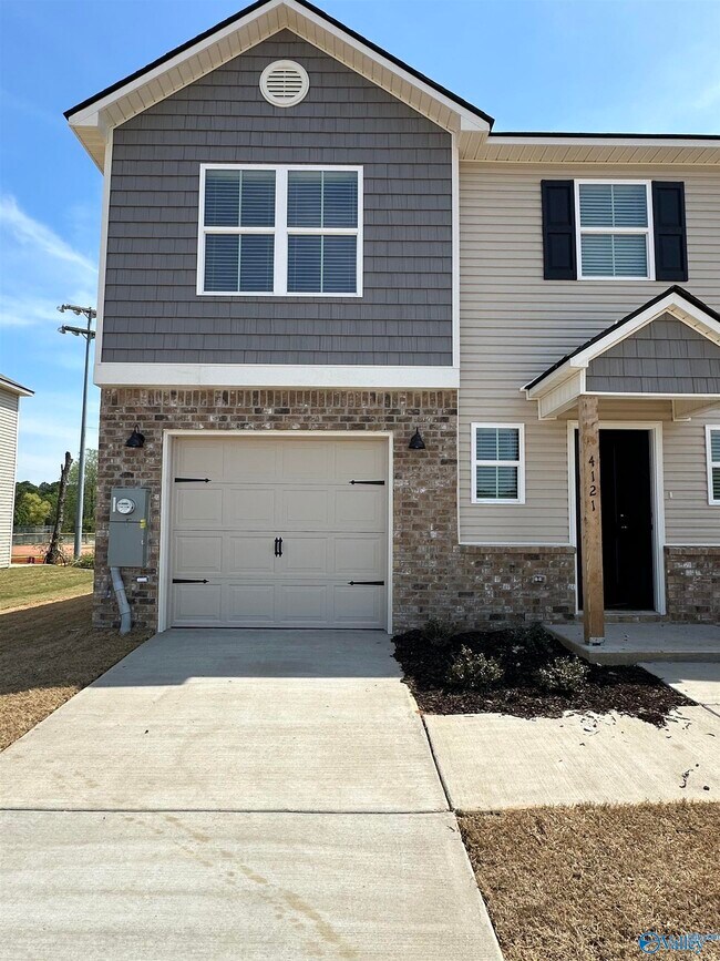 4121 Hudson Ct SW in Decatur, AL - Building Photo - Building Photo
