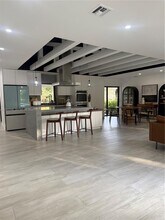 470 Petersburg Tr in Plantation, FL - Building Photo - Building Photo