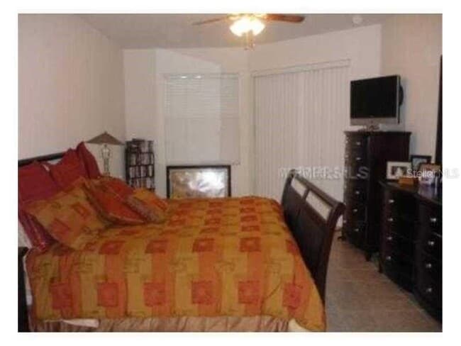 10457 Canary Isle Dr in Tampa, FL - Building Photo - Building Photo