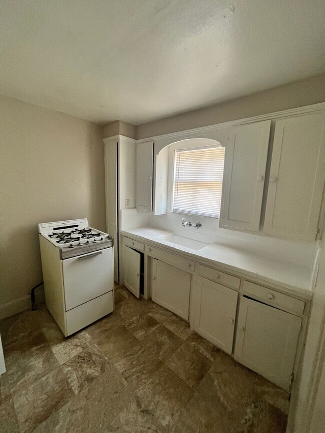 2106 Echols St in Bryan, TX - Foto de edificio - Building Photo