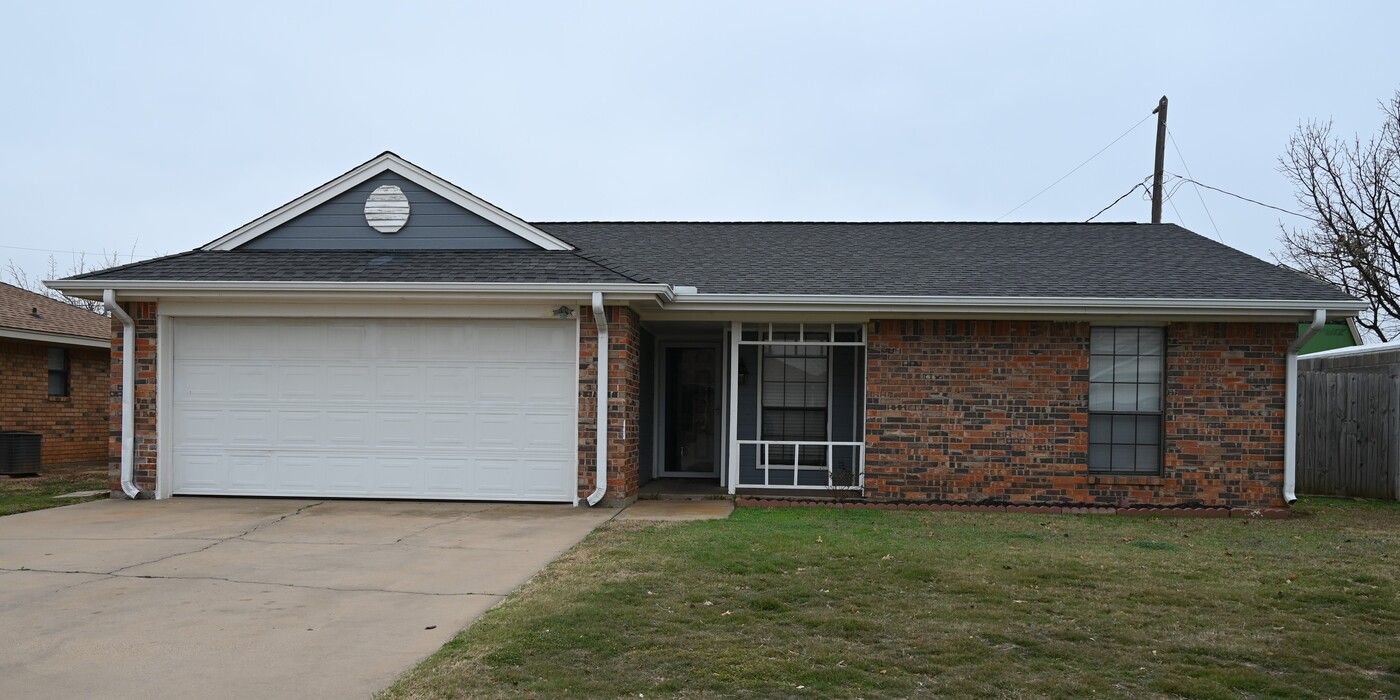 5513 Langford Ln in Wichita Falls, TX - Building Photo